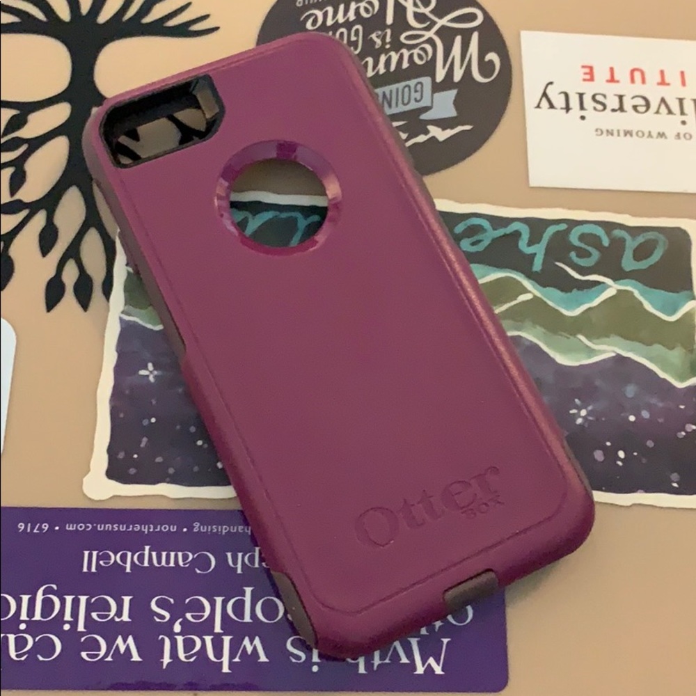 Berry OtterBox iPhone 6/7/8 case